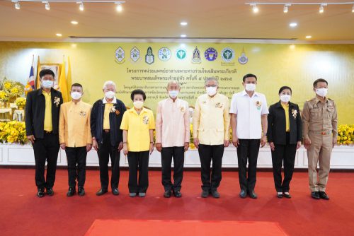 1.ภาพหมู่
