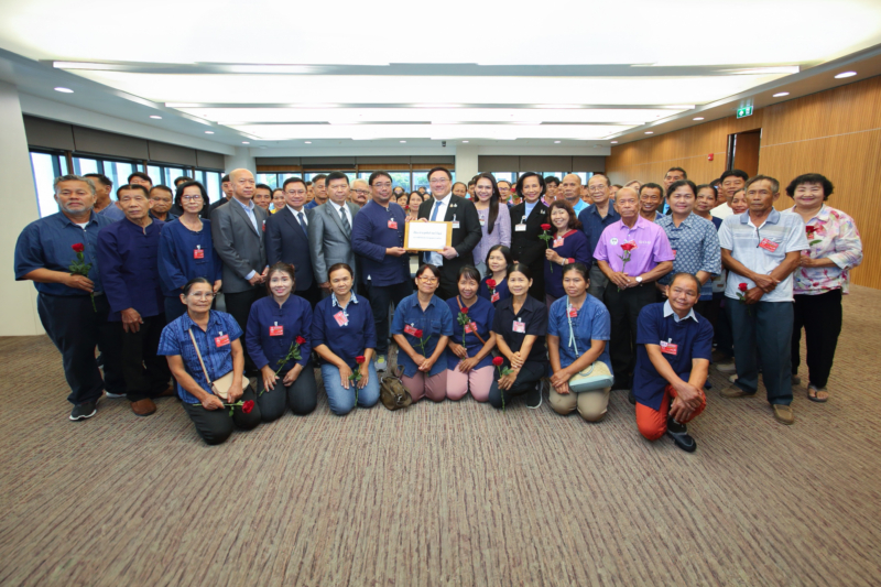 ภาคีชาวไร่ยาสูบ บุกสภาฯ ให้กำลังใจรัฐบาล รมช. คลัง ยันไม่ทอดทิ้ง หลังเผชิญผลกระทบมาตรการควบคุมยาสูบ WHO