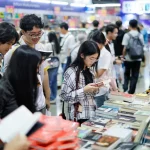 กลางสัปดาห์ยังคึกคัก! “มหกรรมหนังสือฯ ครั้งที่ 31” ชวนช้อปไซไฟ–แฟนตาซี ลดสูงสุด 50% สนุก 6 ภารกิจเกาะหนังสือ ค้นพบเล่มใหม่–ค้นใจตัวเอง ตั้งแต่วันนี้ – 1 พฤศจิกายน ที่ศูนย์การประชุมแห่งชาติสิริกิติ์